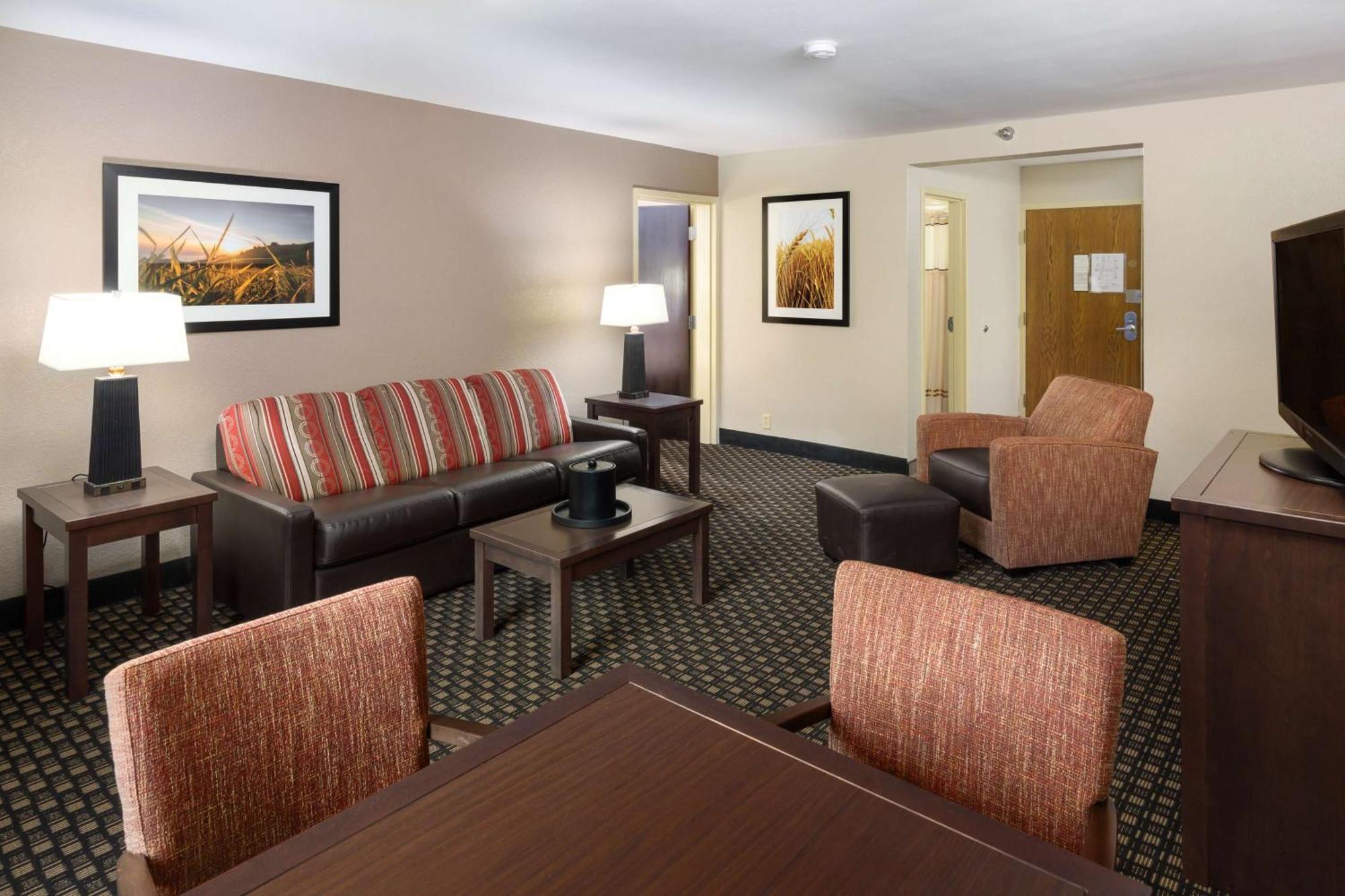 Best Western Plus Ramkota Hotel Сиукс Фолс Екстериор снимка