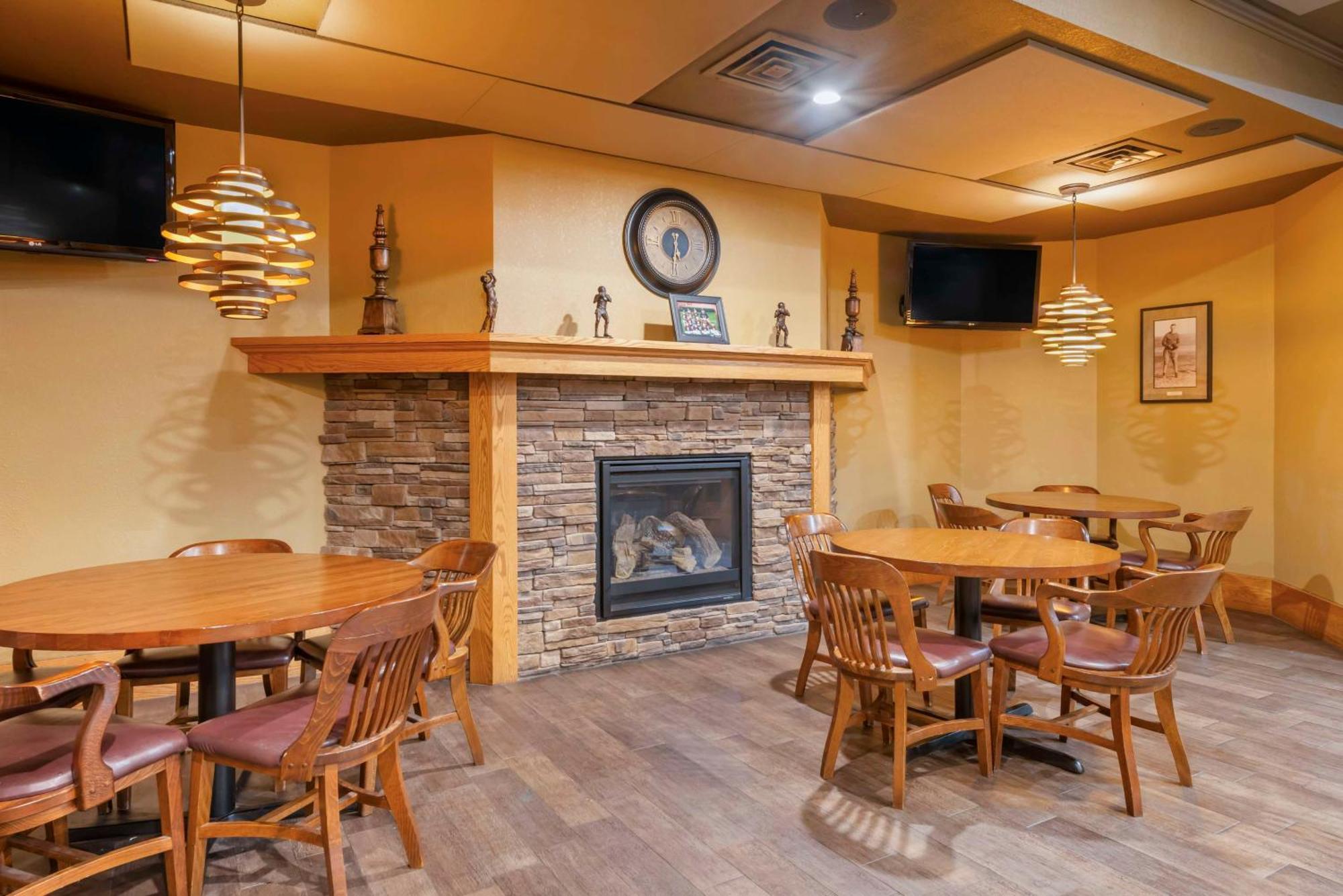 Best Western Plus Ramkota Hotel Сиукс Фолс Екстериор снимка