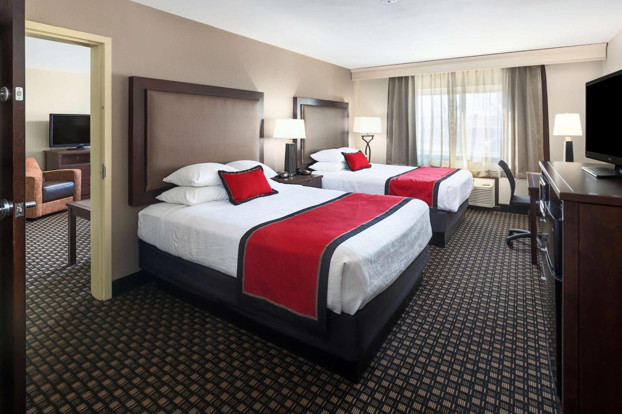 Best Western Plus Ramkota Hotel Сиукс Фолс Екстериор снимка